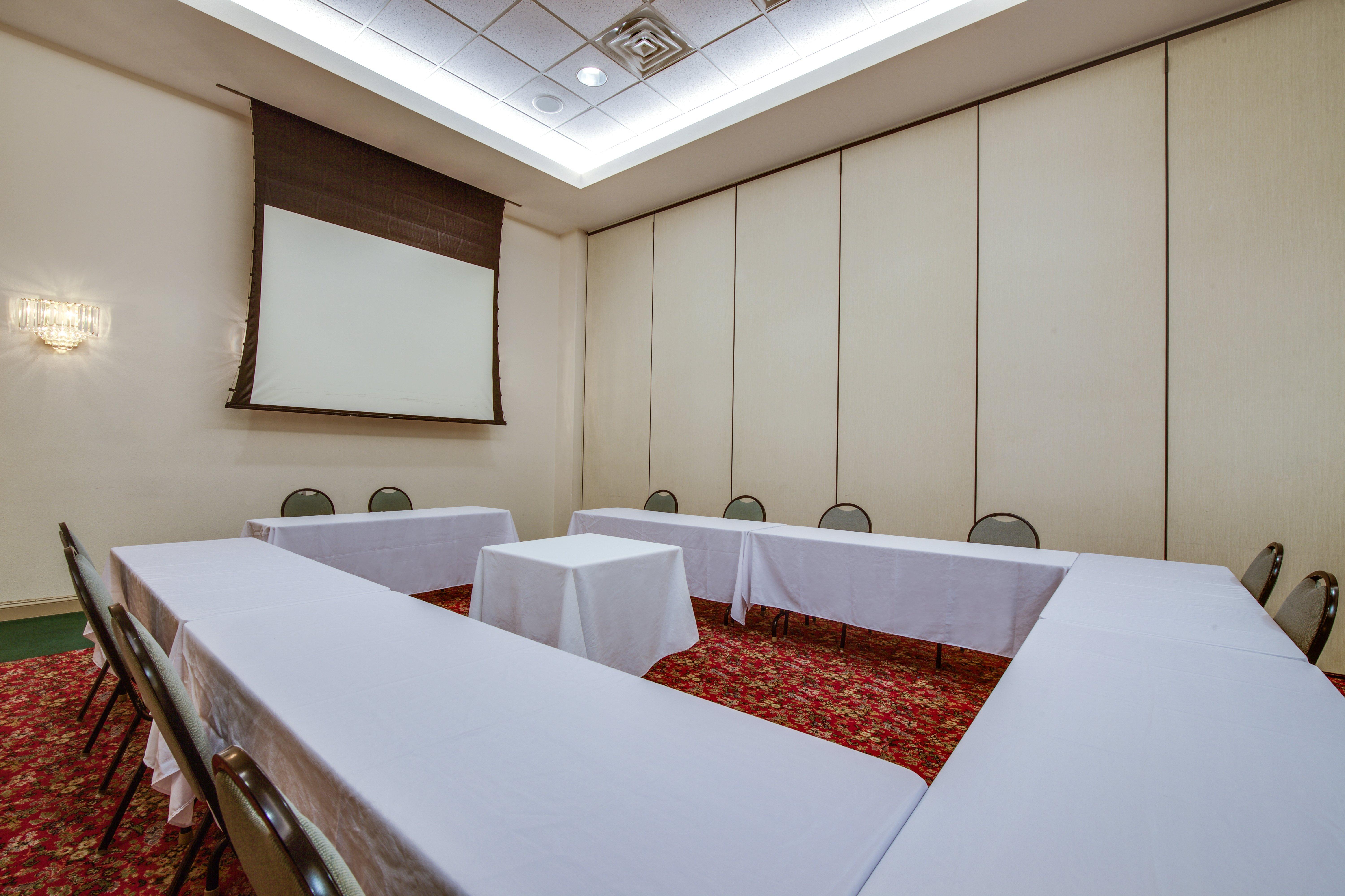 Holiday Inn Express Hotel & Suites Greensboro-East By Ihg Eksteriør billede