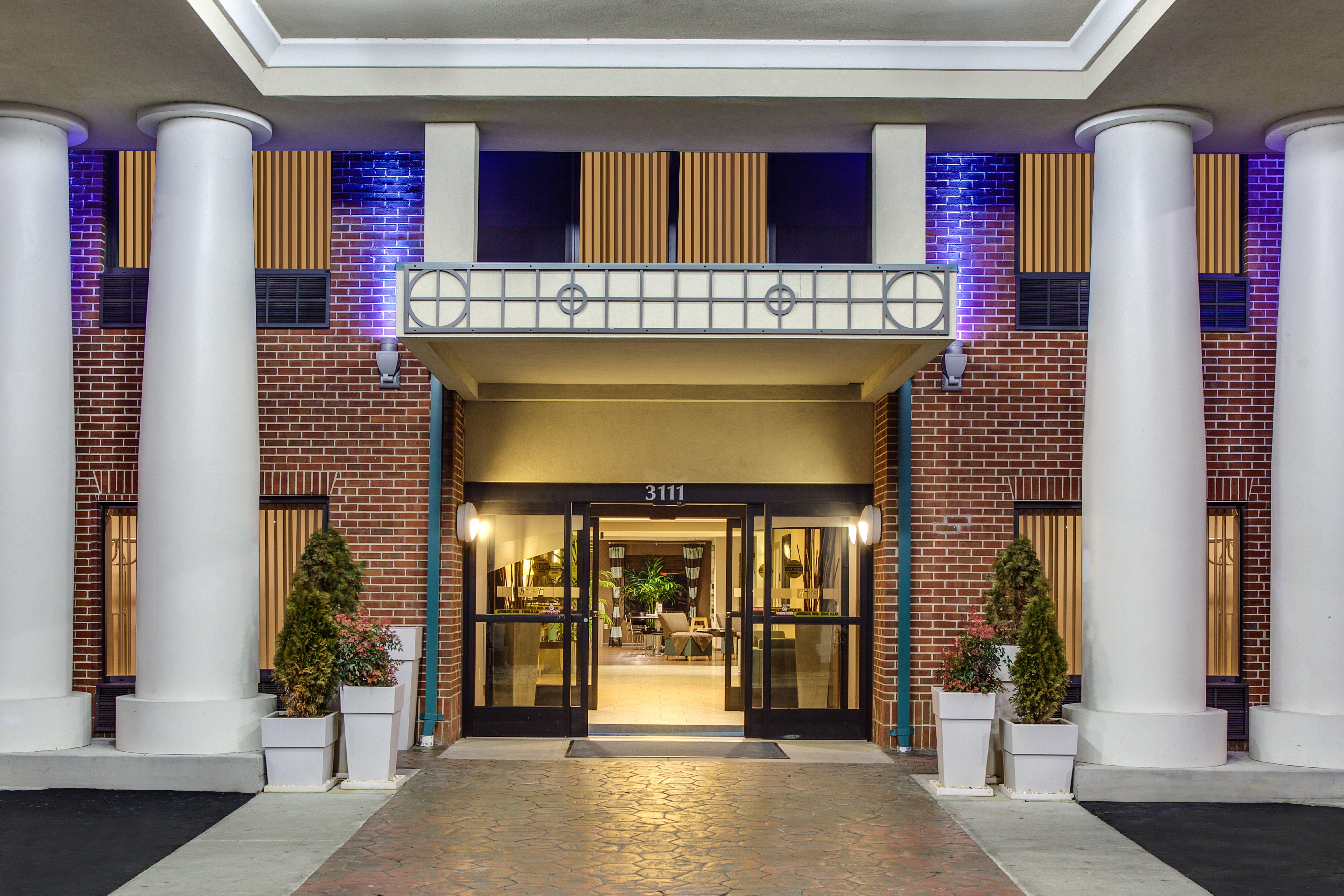 Holiday Inn Express Hotel & Suites Greensboro-East By Ihg Eksteriør billede