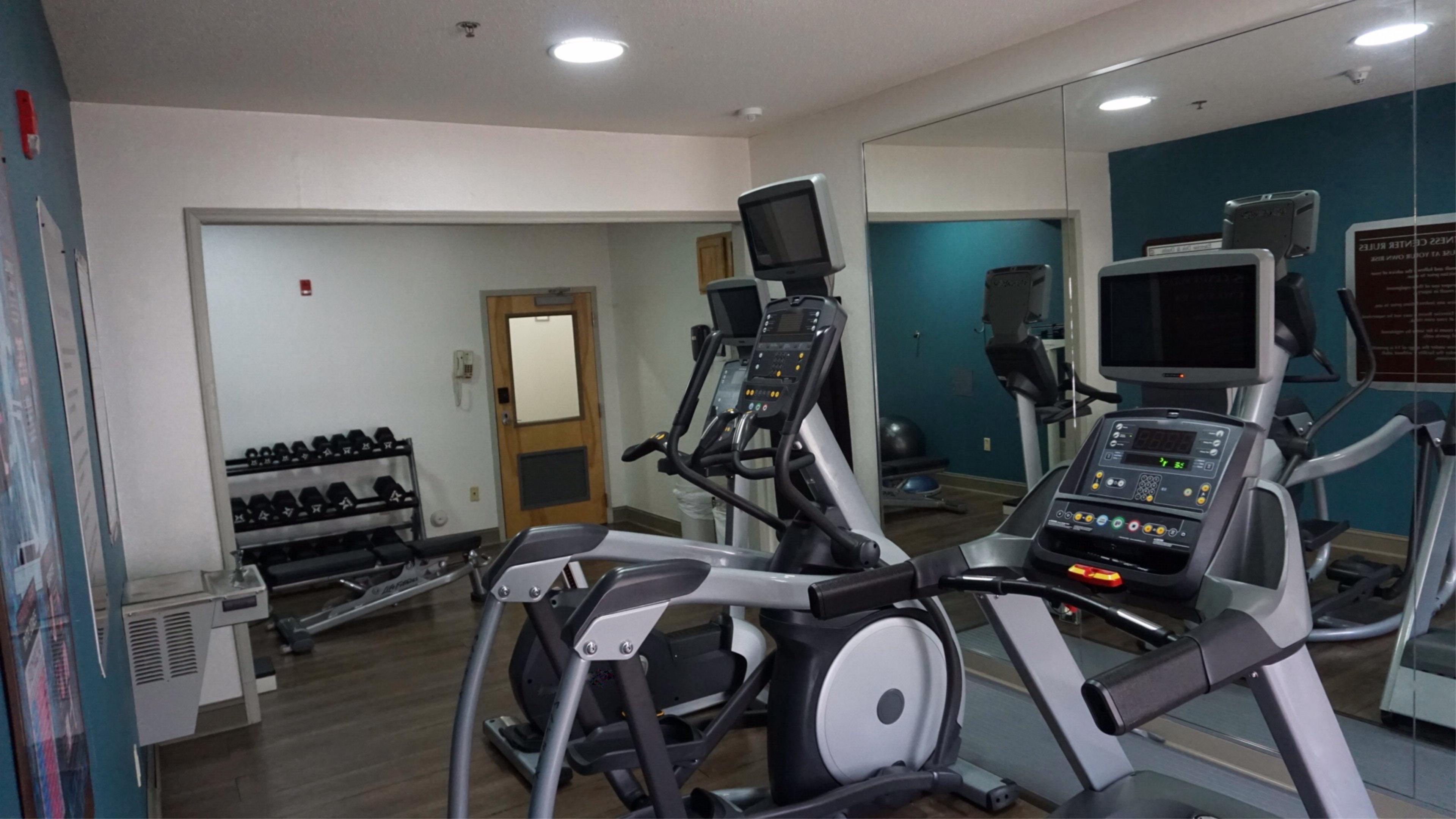 Holiday Inn Express Hotel & Suites Greensboro-East By Ihg Eksteriør billede