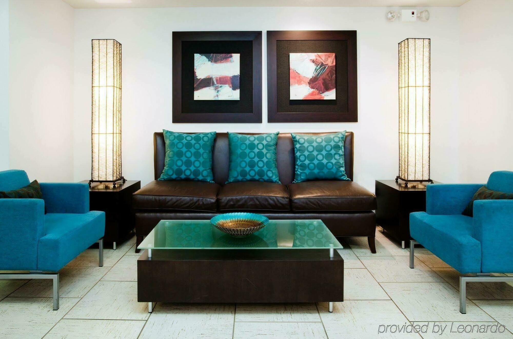 Holiday Inn Express Hotel & Suites Greensboro-East By Ihg Eksteriør billede
